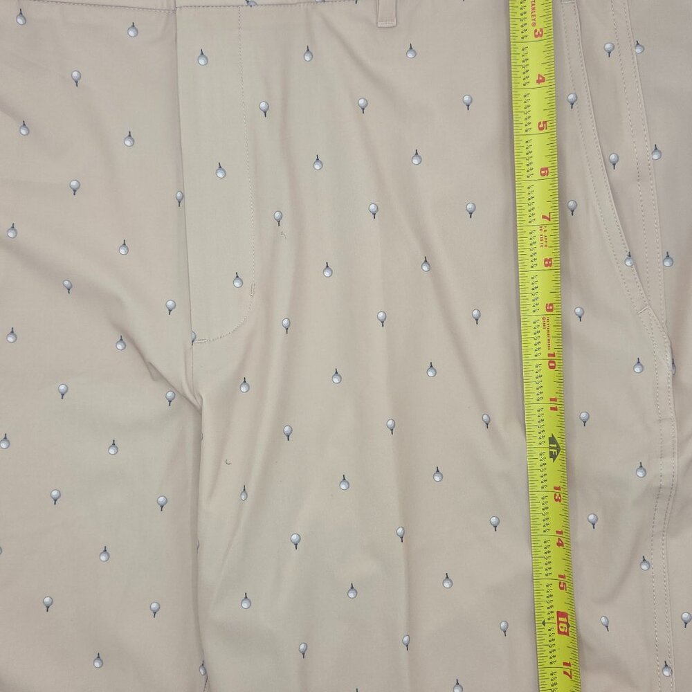 NWT Walter Hagen Performance 11 Golf Shorts 40 inseam 9 inch Beige w/golf tees - Picture 2 of 8
